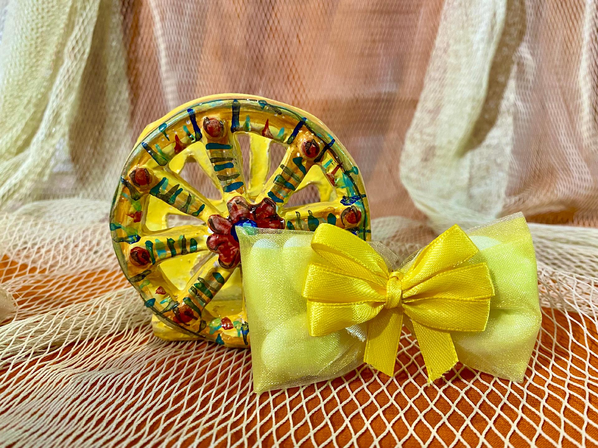 Ruota carretto siciliano - Bomboniera matrimonio, battesimo, comunione, laurea. Laura Buzzetta Sicilia