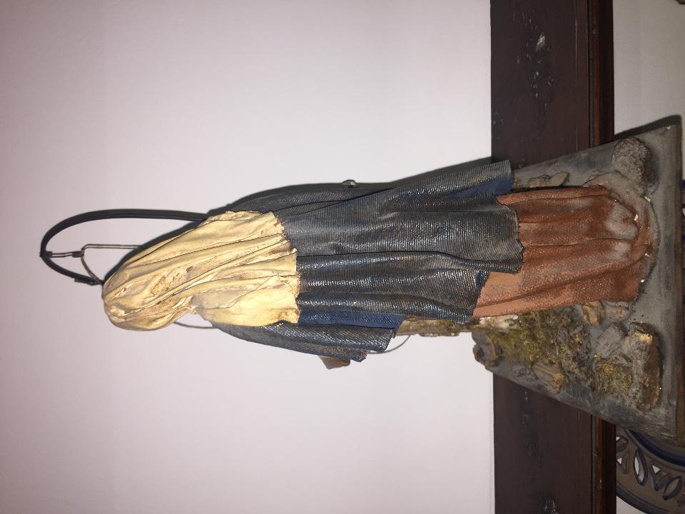 Donna al Pozzo - Personaggi presepe - Statuina presepe artigianale Laura Buzzetta terracotta e stoffa