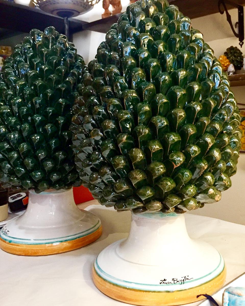 Pigna verde con base decoro bordi ocra e verde Laura Buzzetta sicilia