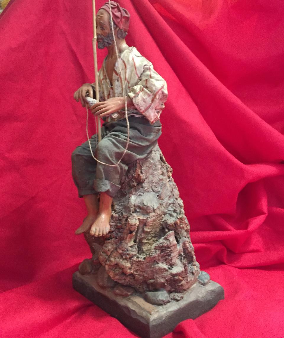 Pescatore sulla scogliera - Personaggi presepe - Statuine presepe artigianale Laura Buzzetta terracotta e stoffa