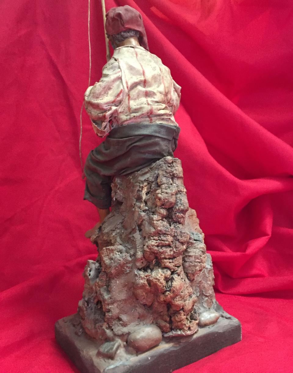 Pescatore sulla scogliera - Personaggi presepe - Statuine presepe artigianale Laura Buzzetta terracotta e stoffa
