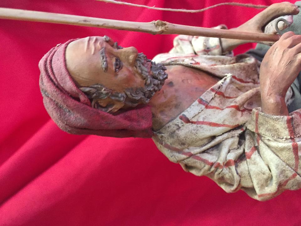 Pescatore sulla scogliera - Personaggi presepe - Statuine presepe artigianale Laura Buzzetta terracotta e stoffa