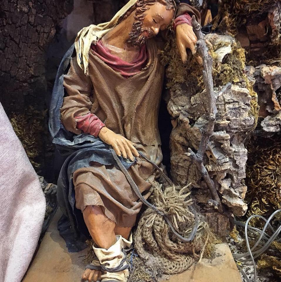 Dormiglione  - Personaggi presepe - Statuina presepe artigianale Laura Buzzetta terracotta e stoffa