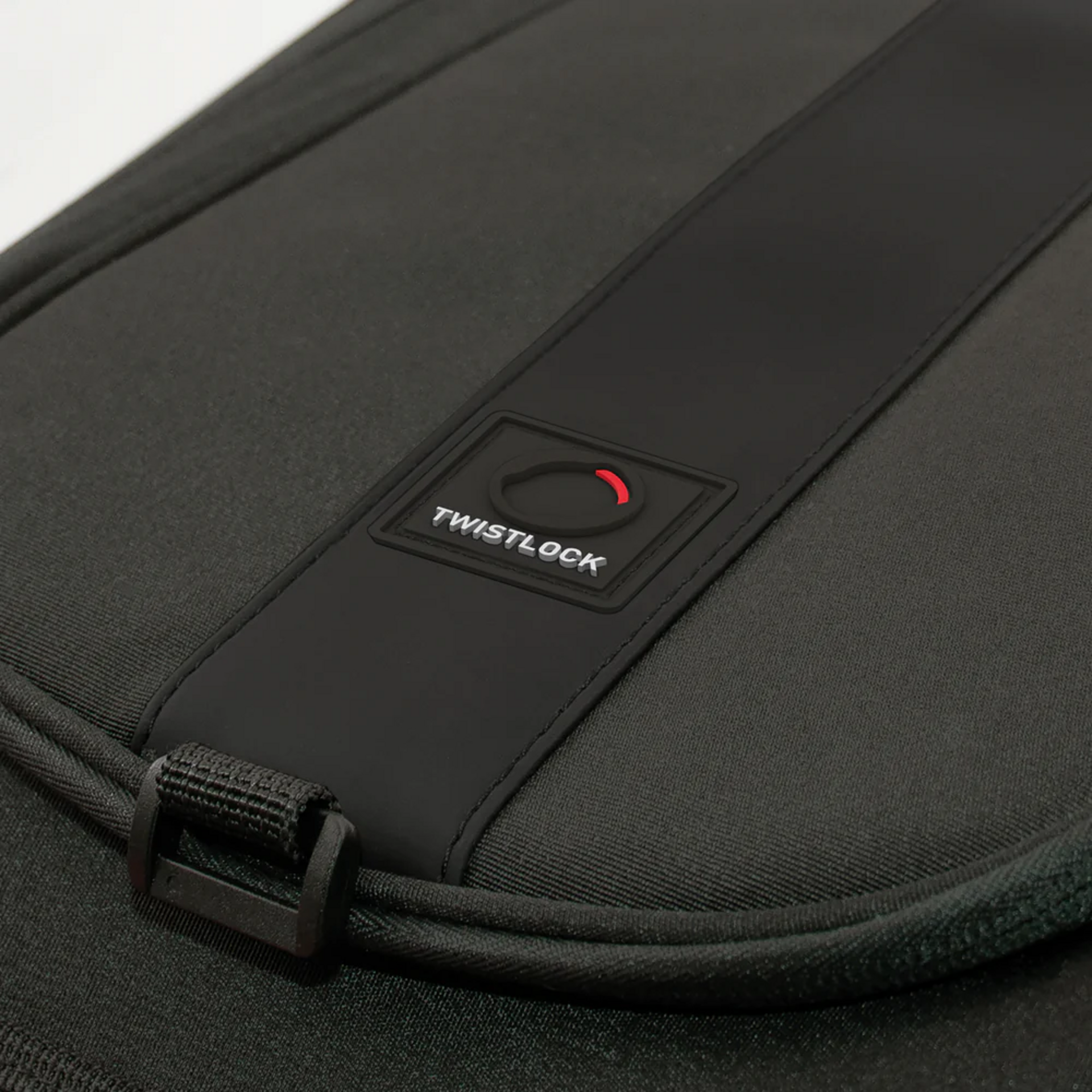 TC18 TWISTLOCK TUCANO URBANO/ TAAC Borsa Twistlock da serbatoio 15/25lt espandibile