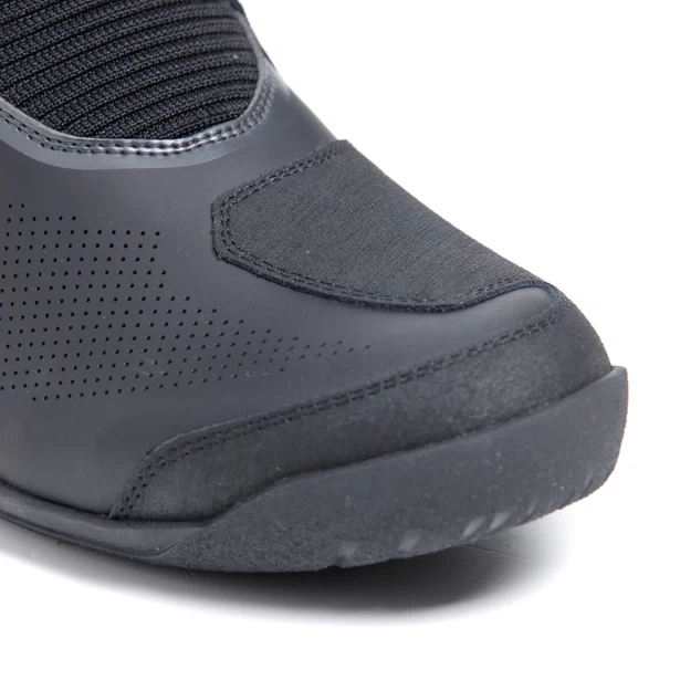 FREELAND 2 BOOTS DAINESE Stivali da moto 4 stagioni con membrana impermeabile in Gore-Tex®,