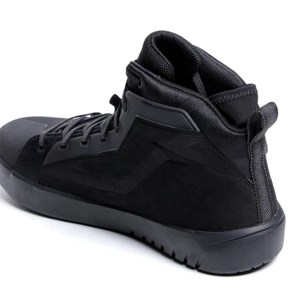 URBACTIVE GORE-TEX® DAINESE Scarpa da moto impermeabile e traspirante con membrana in Gore-Tex®Extended e suole Groundtrax®.