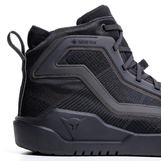 URBACTIVE GORE-TEX® DAINESE Scarpa da moto impermeabile e traspirante con membrana in Gore-Tex®Extended e suole Groundtrax®.