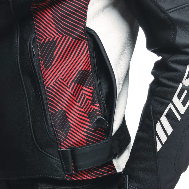 AVRO 5 LEATHER JACKET DAINESE Giacca da moto in pelle bovina tutu con inserti elasticizzati S1 e Microelastic 2.0.