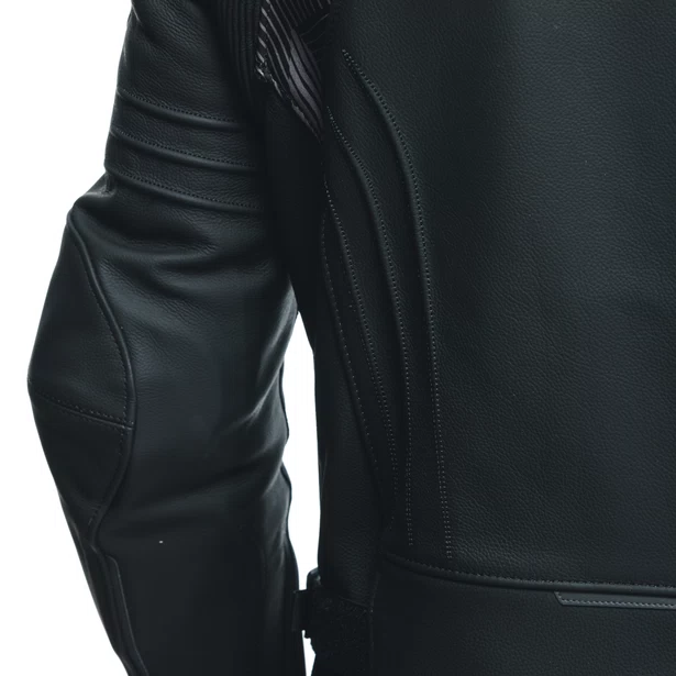 AVRO 5 LEATHER JACKET DAINESE Giacca da moto in pelle bovina tutu con inserti elasticizzati S1 e Microelastic 2.0.