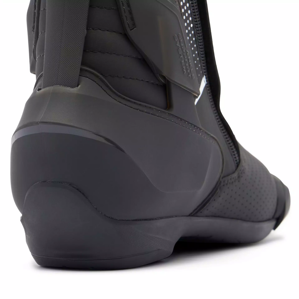 S-TR1 AIR TCX STIVALI MOTO RACING PERFORED
