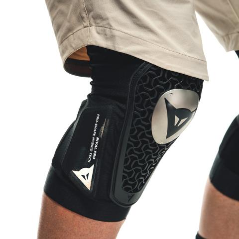 RIVAL PRO KNEE GUARDS DAINESE ginocchiere