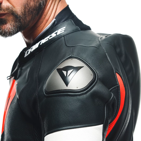 TOSA Dainese TUTA MOTO INTERA IN PELLE PERFORATA