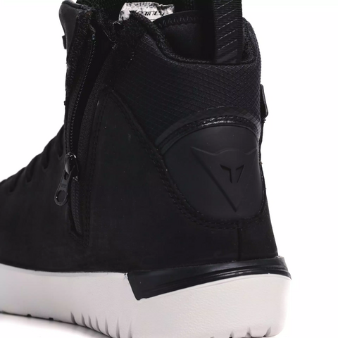 METRACTIVE D-WP SHOES Dainese Scarpa da moto impermeabile in pelle pieno fiore.