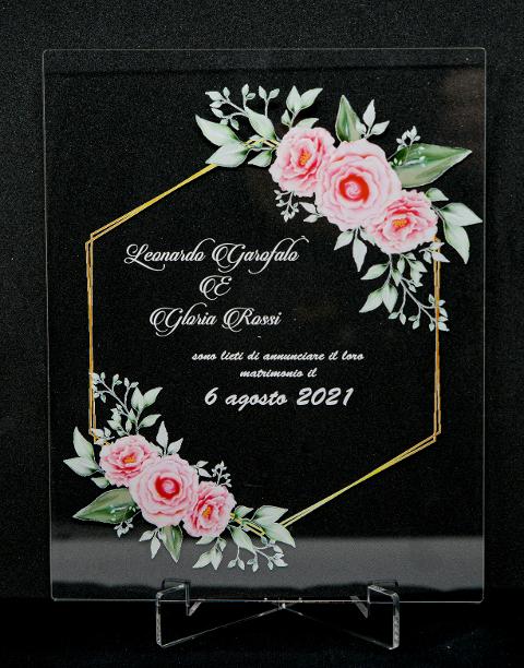 Partecipazioni in Plexiglas personalizzate - Grafica Esagonale con Fiori Regplex Eventi - Wedding - Cerimonie - Matrimonio - Feste