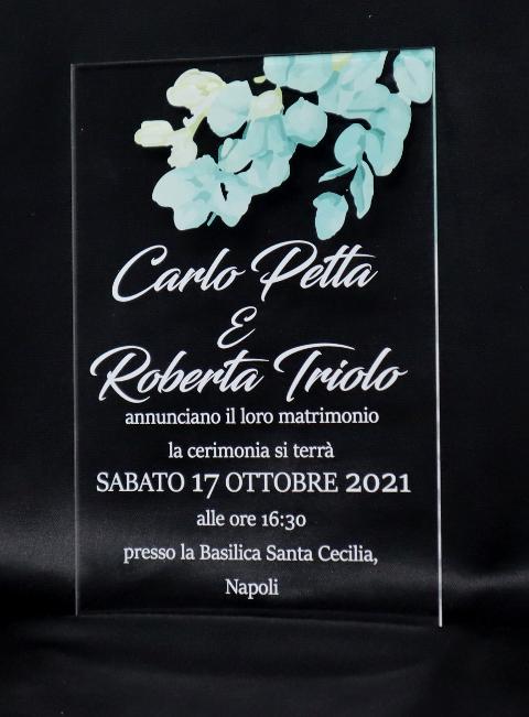 Partecipazioni in Plexiglas personalizzate - Dettaglio Ramoscello di Fiori Regplex Eventi - Wedding - Cerimonie - Matrimonio - Feste