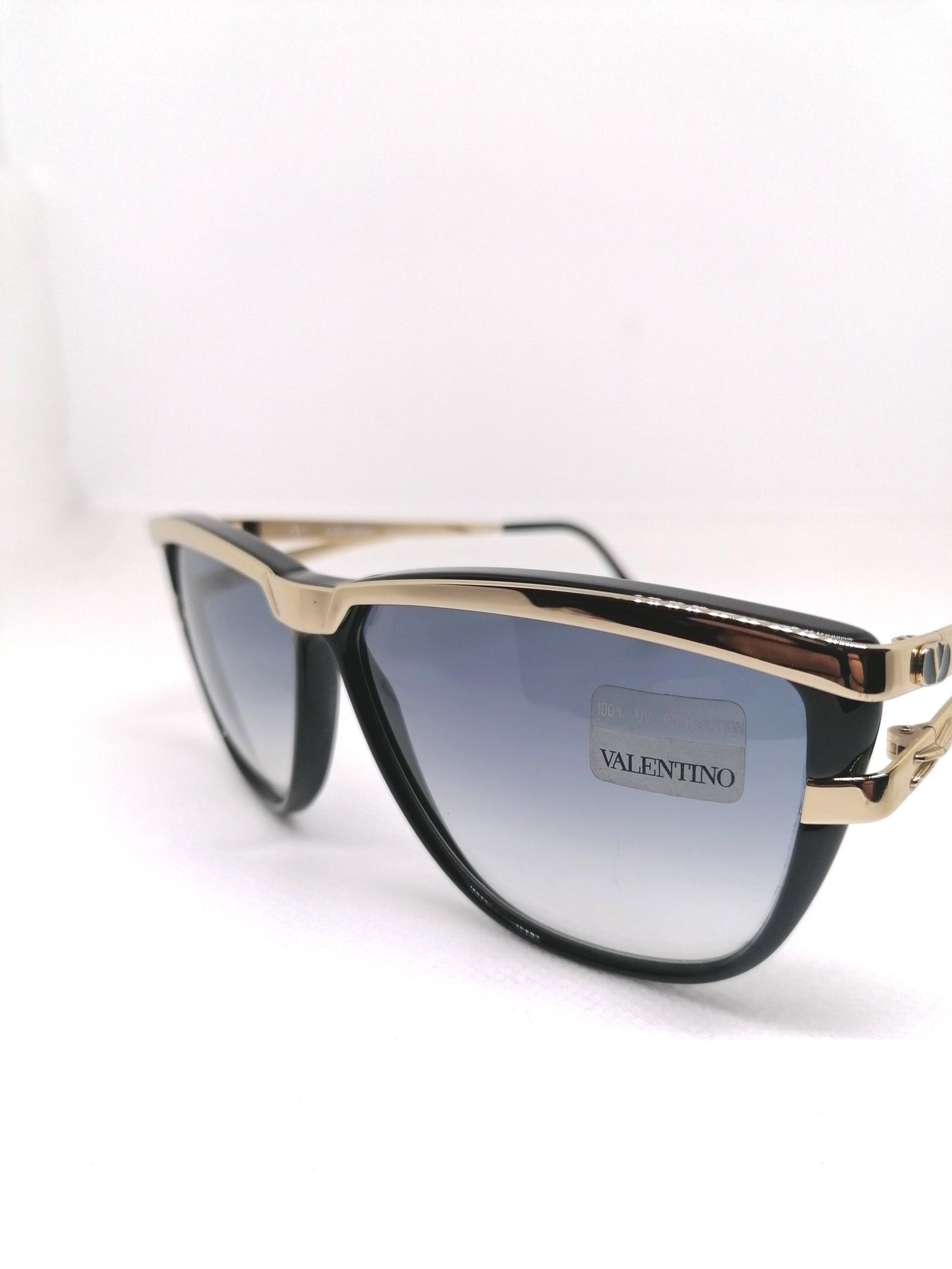 occhiali da sole Valentino V 565