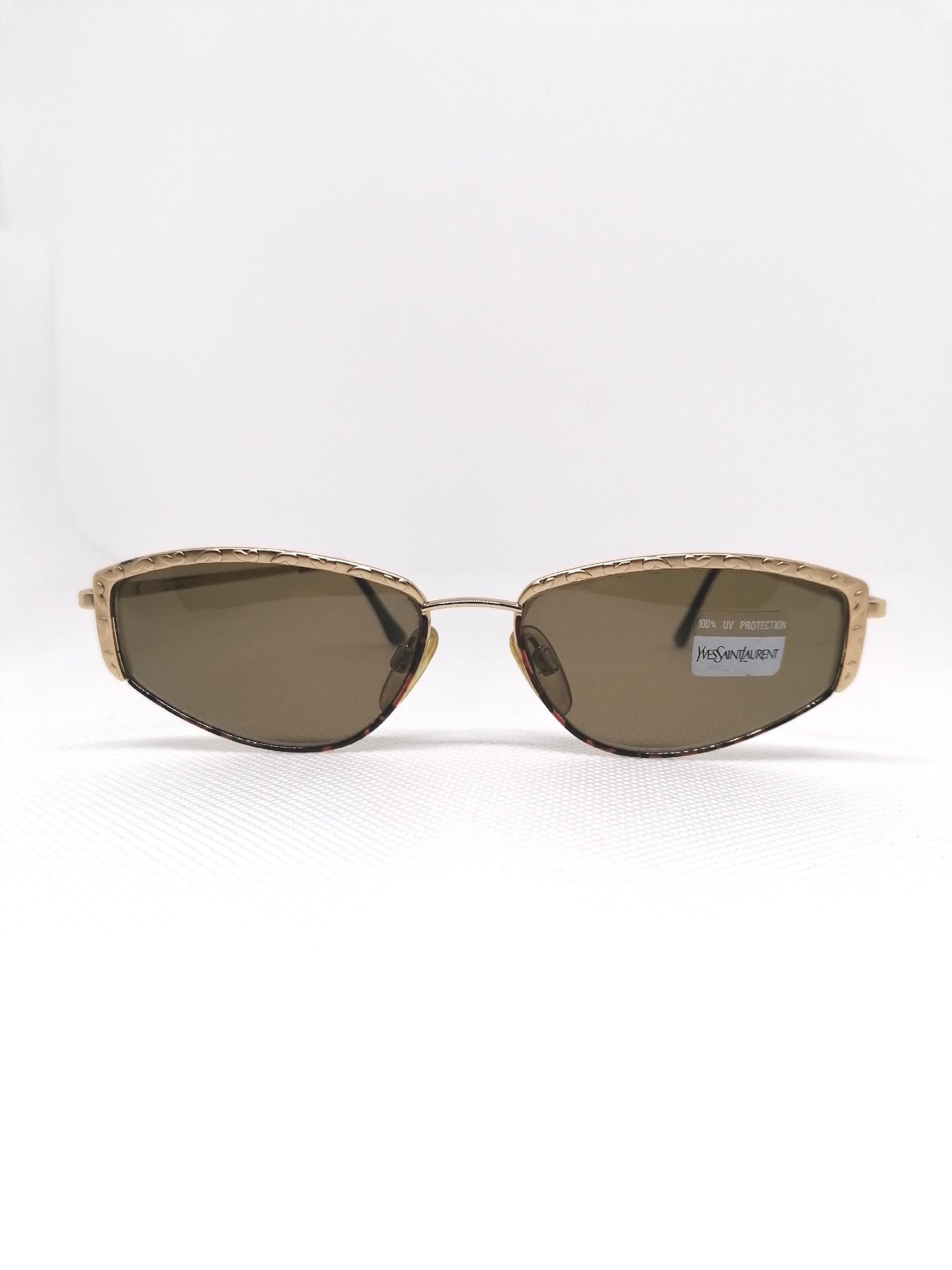 occhiali da sole Yves Saint Laurent 6022