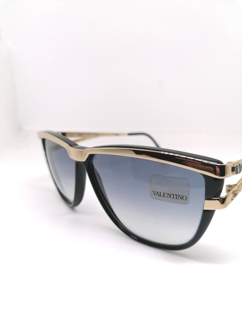 occhiali da sole Valentino V 565