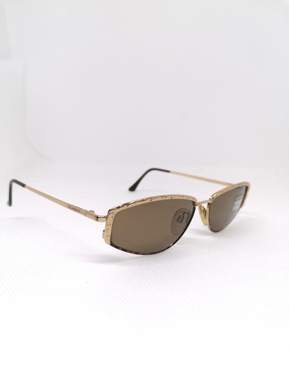 occhiali da sole Yves Saint Laurent 6022