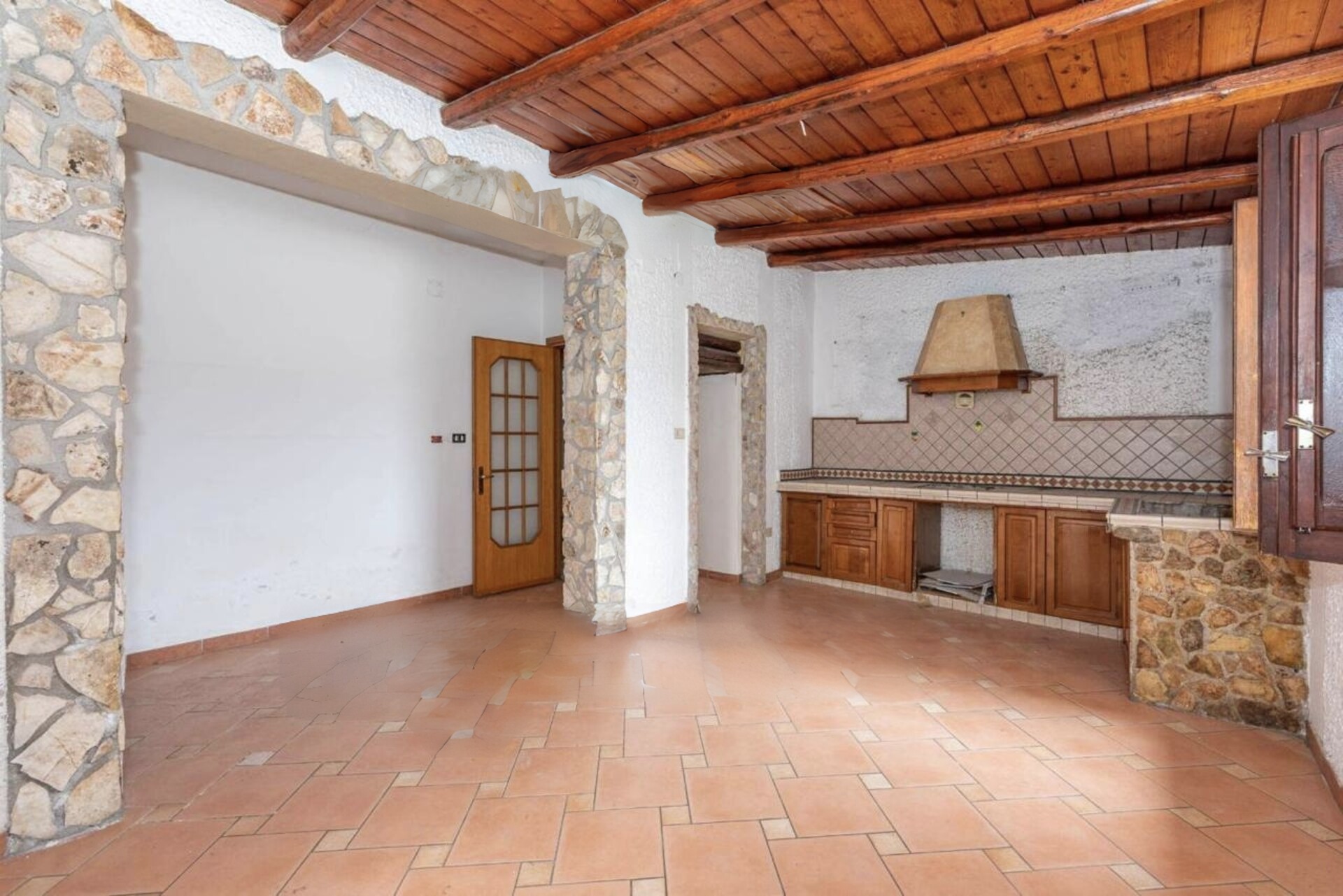 Appartamento in Vendita in provincia di Palermo