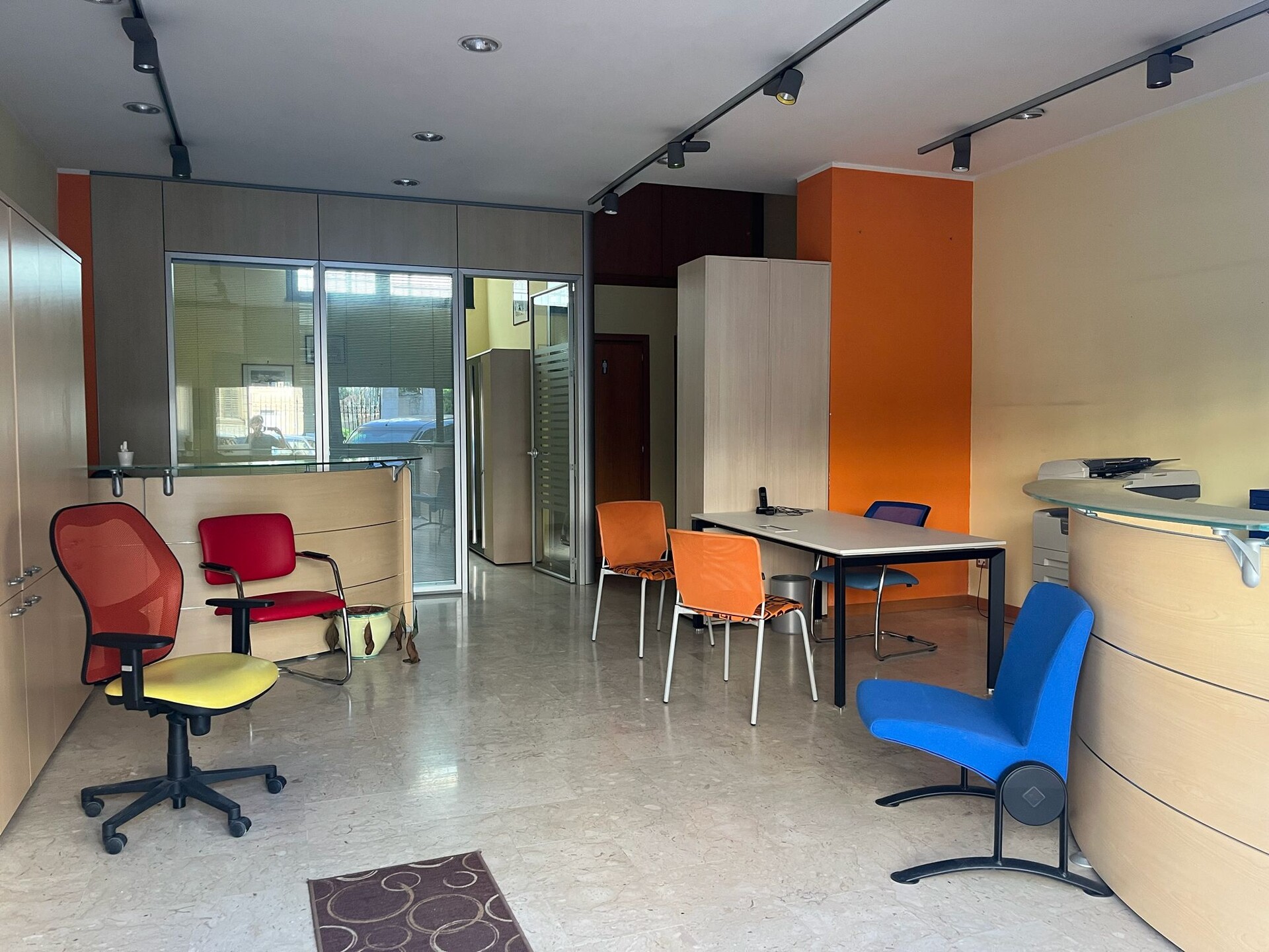 Locale commerciale in Vendita a Palermo Calatafimi - Villa Tasca