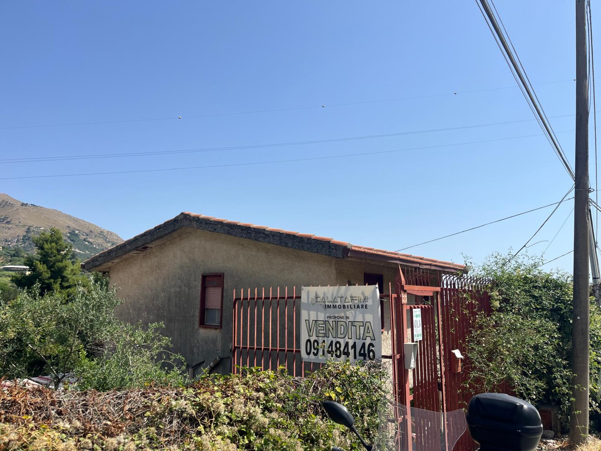 Villa in Vendita a Monreale Aquino (Palermo)