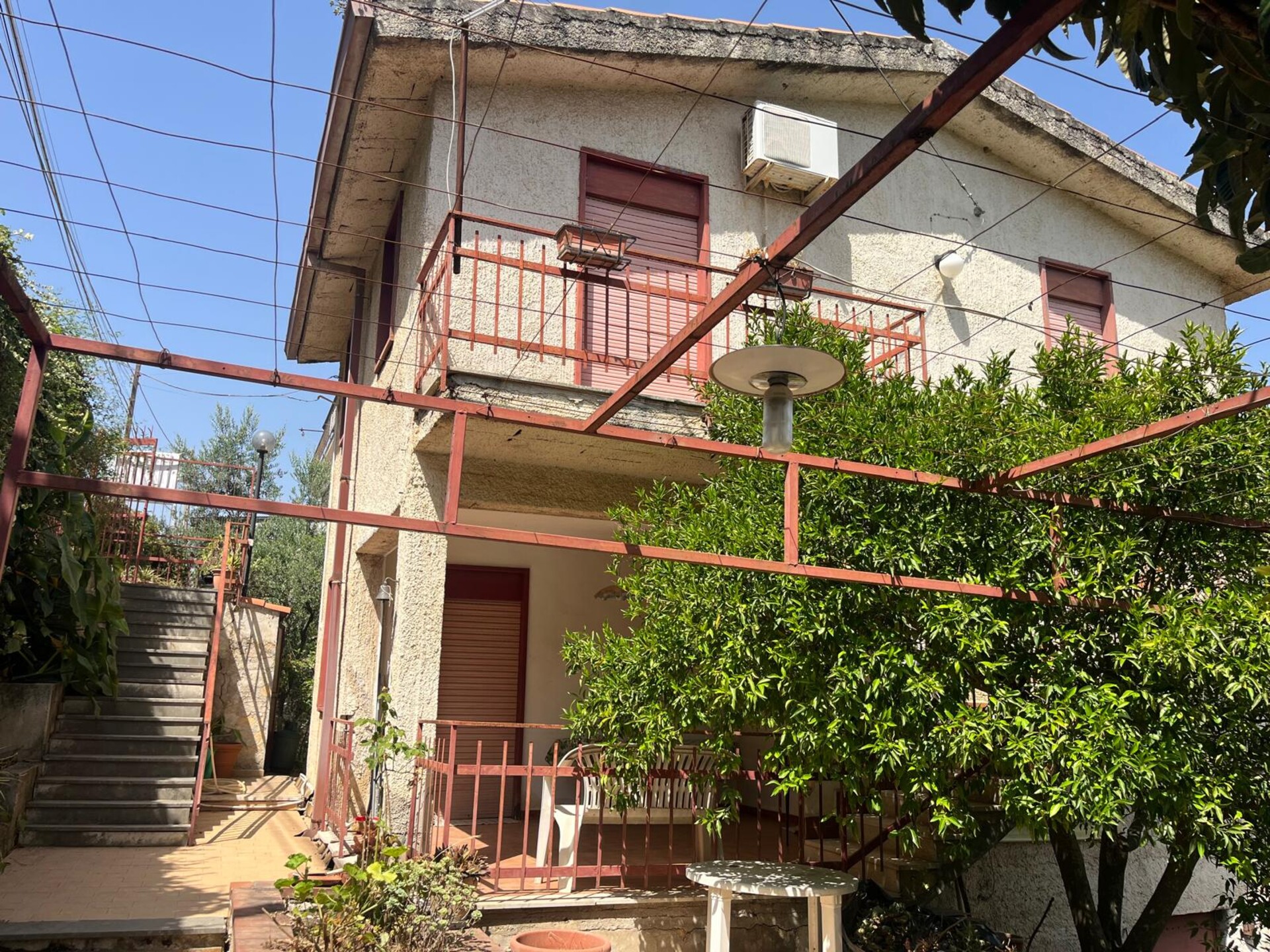 Villa in Vendita a Monreale Aquino (Palermo)