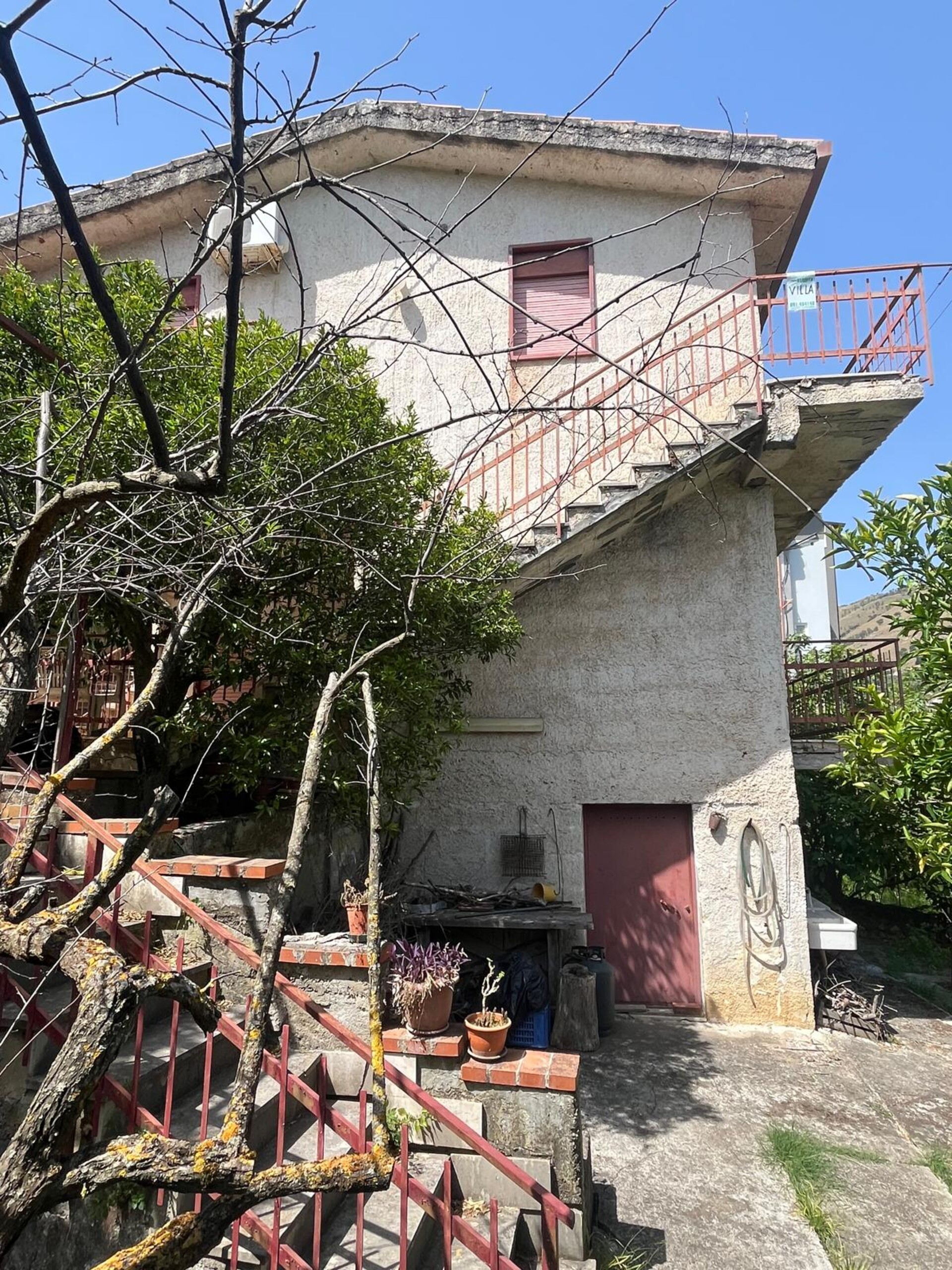 Villa in Vendita a Monreale Aquino (Palermo)