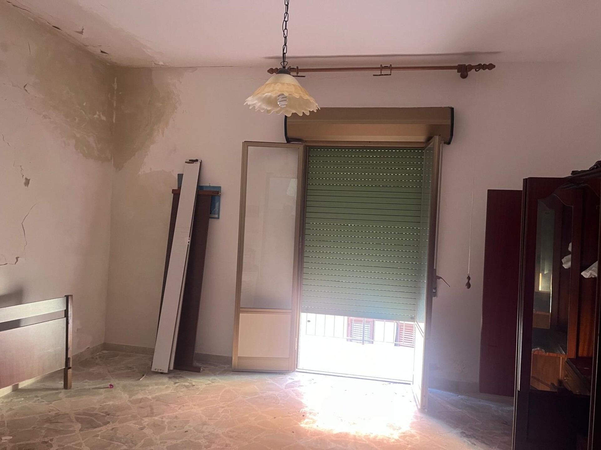 Palazzo / Edificio in Vendita a Balestrate (Palermo)