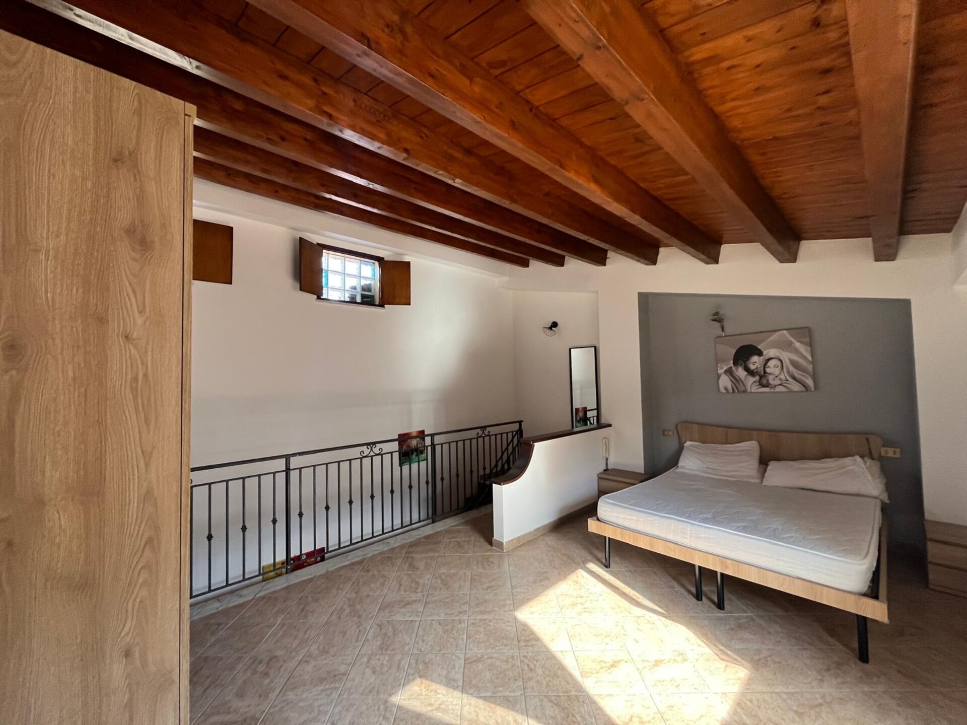 Palazzo / Edificio in Vendita a Villagrazia di Carini [Fraz. di Carini] Villagrazia di Carini (Palermo)