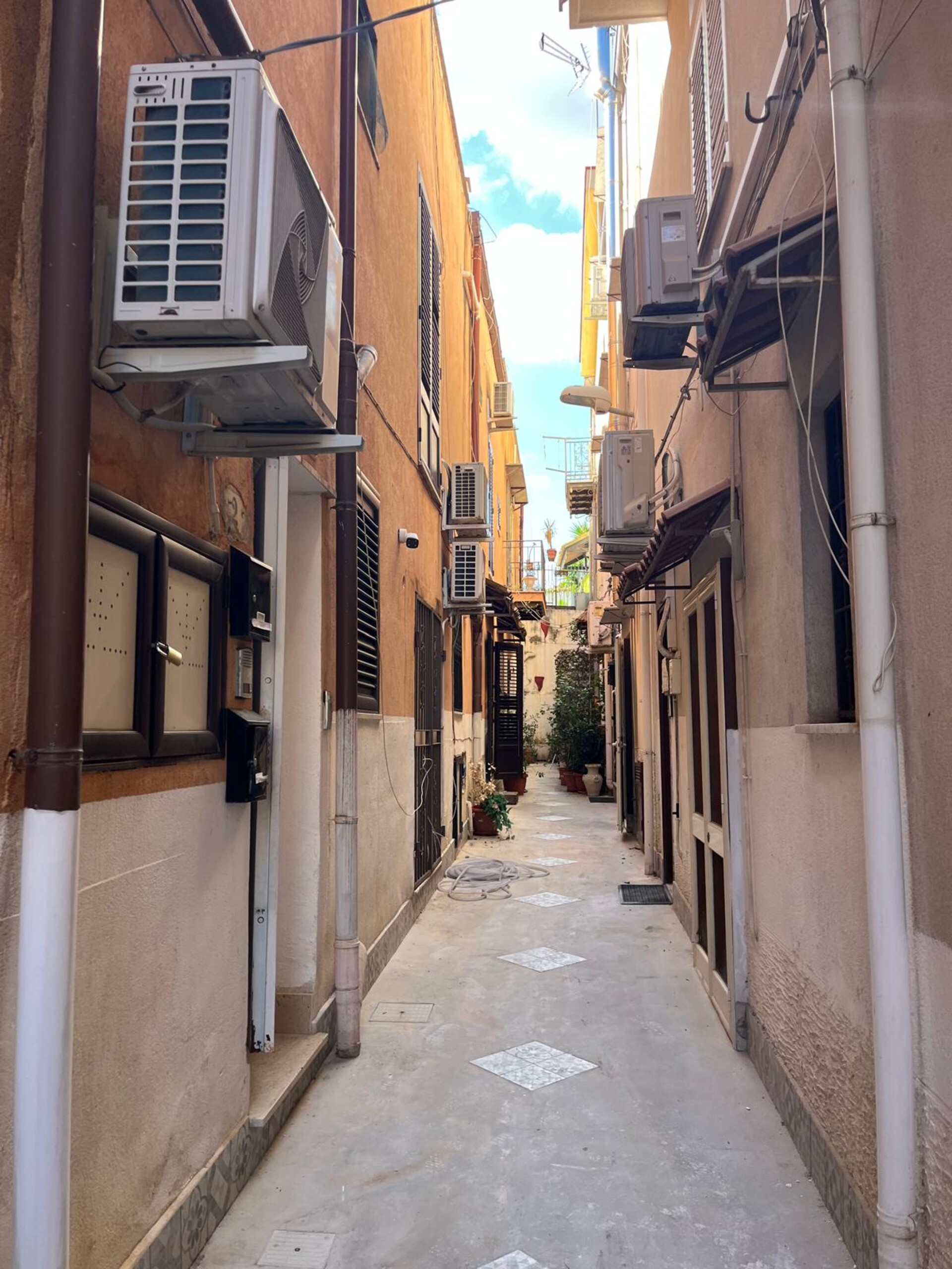 Palazzo / Edificio in Vendita a Villagrazia di Carini [Fraz. di Carini] Villagrazia di Carini (Palermo)