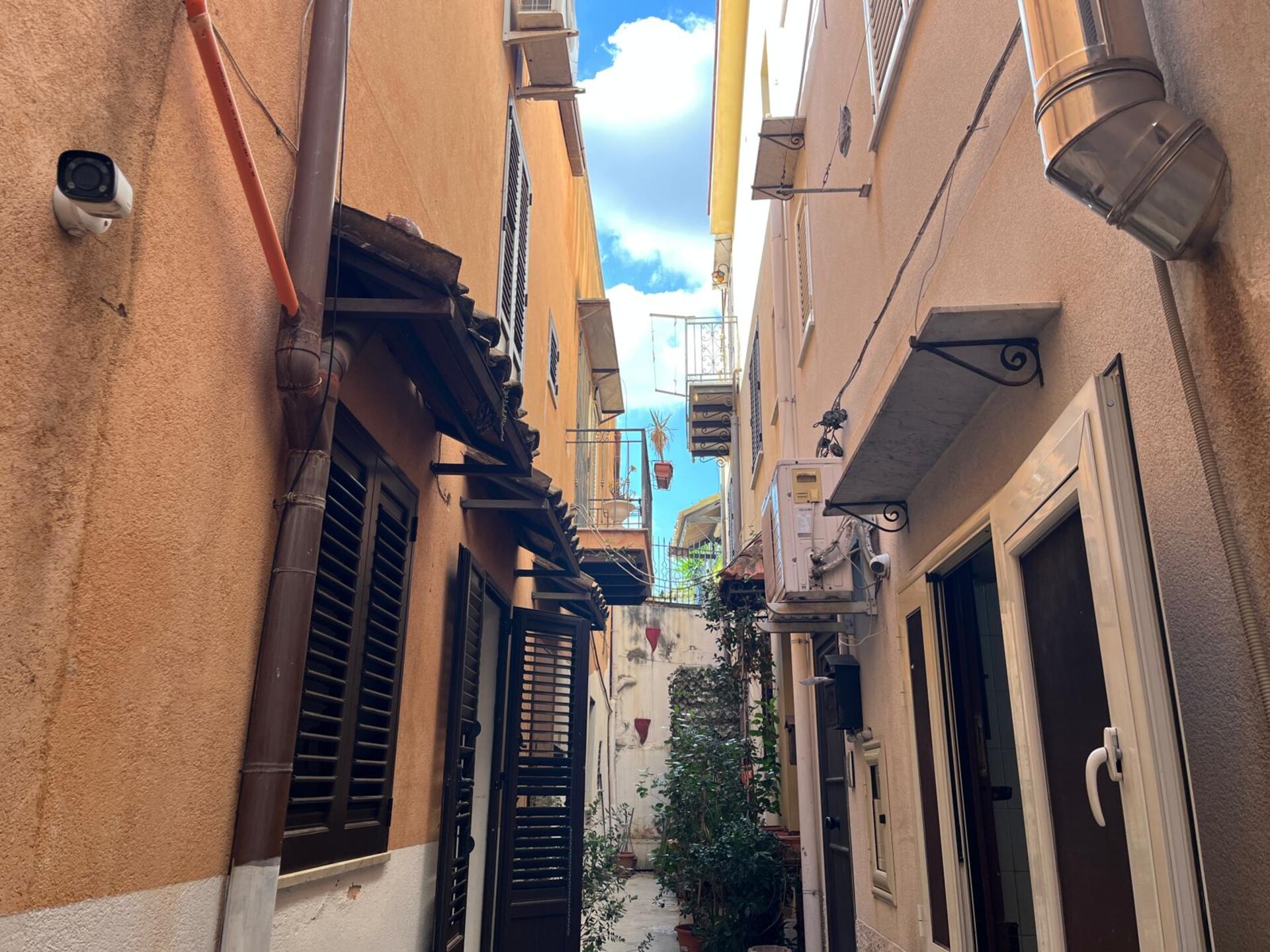 Palazzo / Edificio in Vendita a Villagrazia di Carini [Fraz. di Carini] Villagrazia di Carini (Palermo)