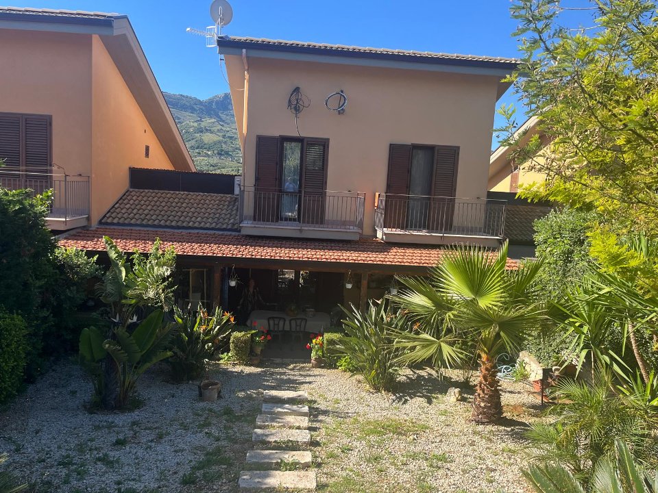 Villetta a schiera in Vendita a Monreale Aquino (Palermo)