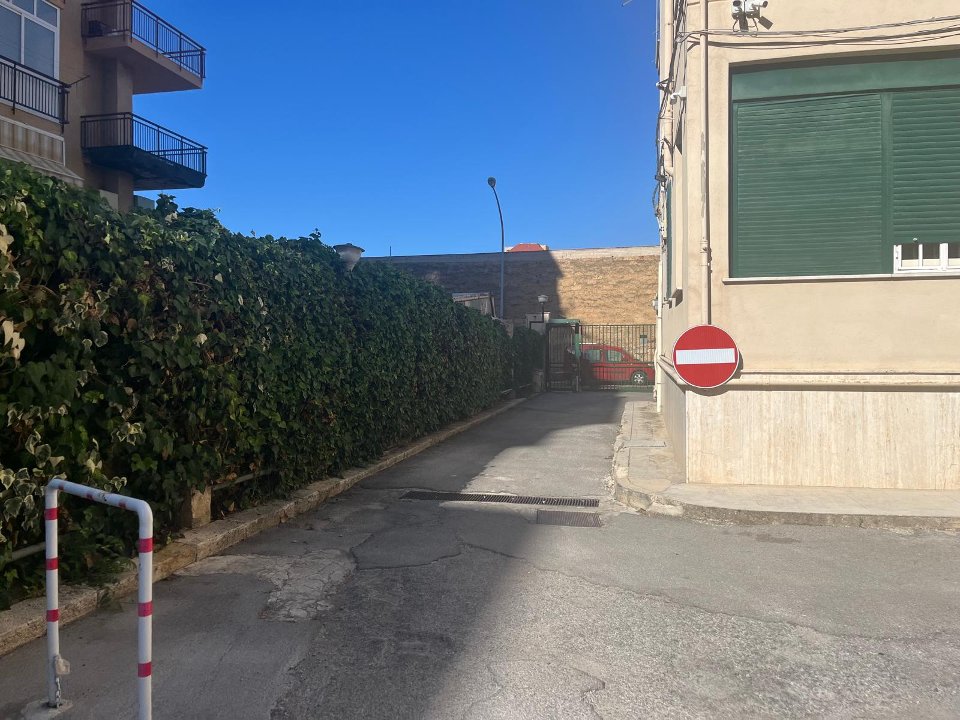 Appartamento in Vendita a Palermo Zisa