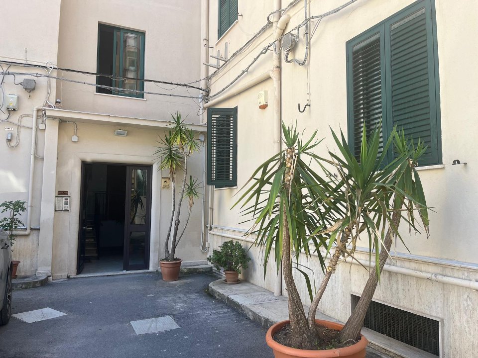 Appartamento in Vendita a Palermo Zisa