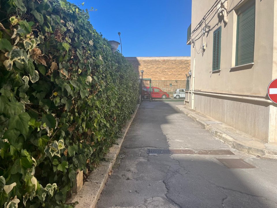 Appartamento in Vendita a Palermo Zisa