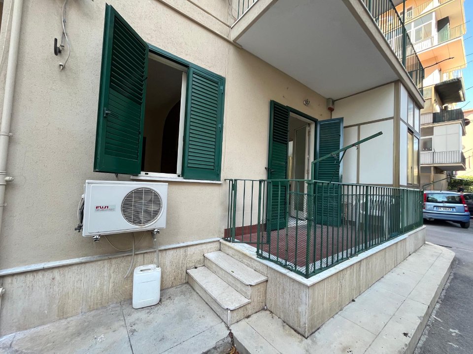 Appartamento in Vendita a Palermo Zisa