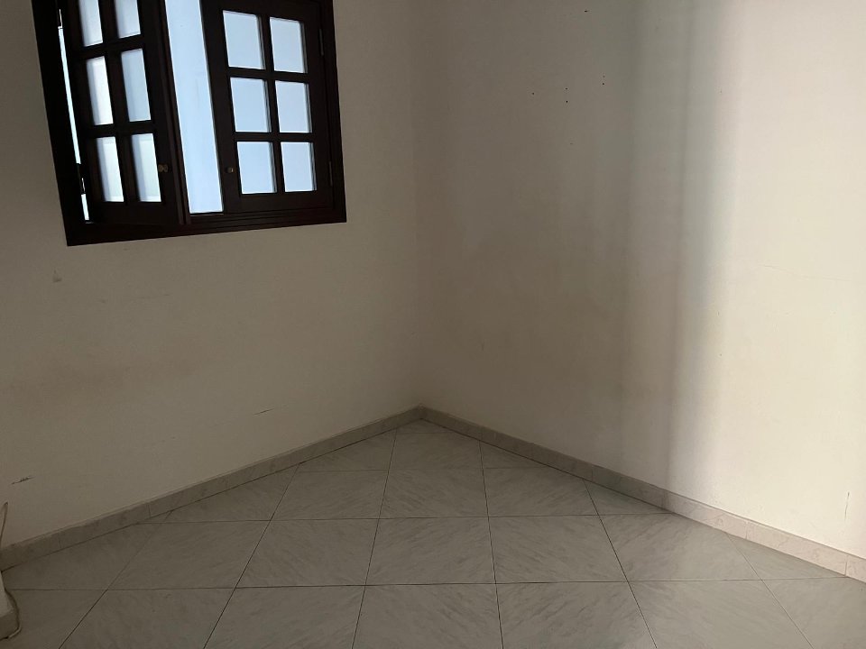 Appartamento in Vendita a Palermo Zisa
