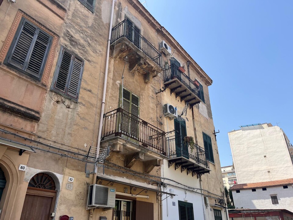 Appartamento in Vendita a Palermo calatafimi