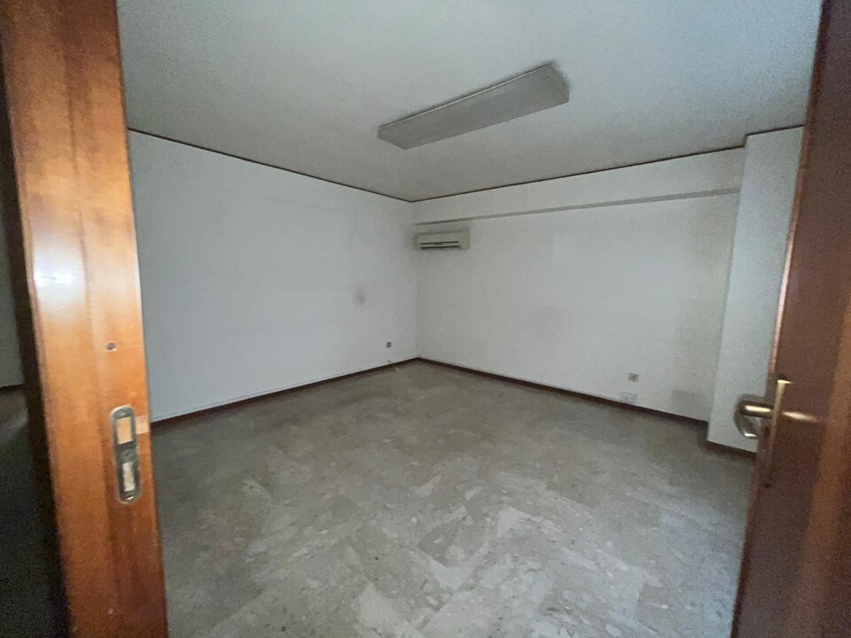 Ufficio in Vendita a Palermo Calatafimi - Villa Tasca