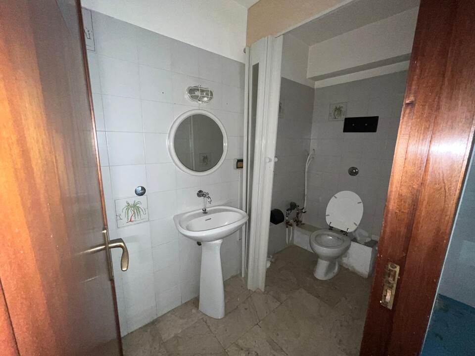 Ufficio in Vendita a Palermo Calatafimi - Villa Tasca