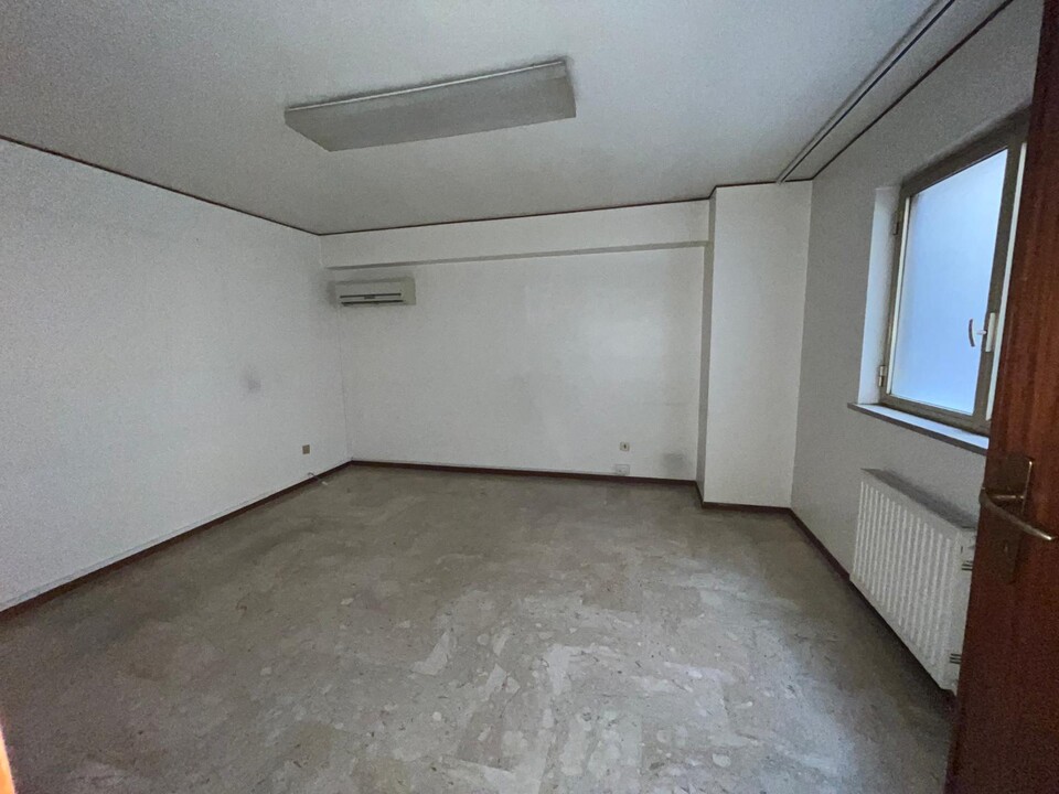 Ufficio in Vendita a Palermo Calatafimi - Villa Tasca