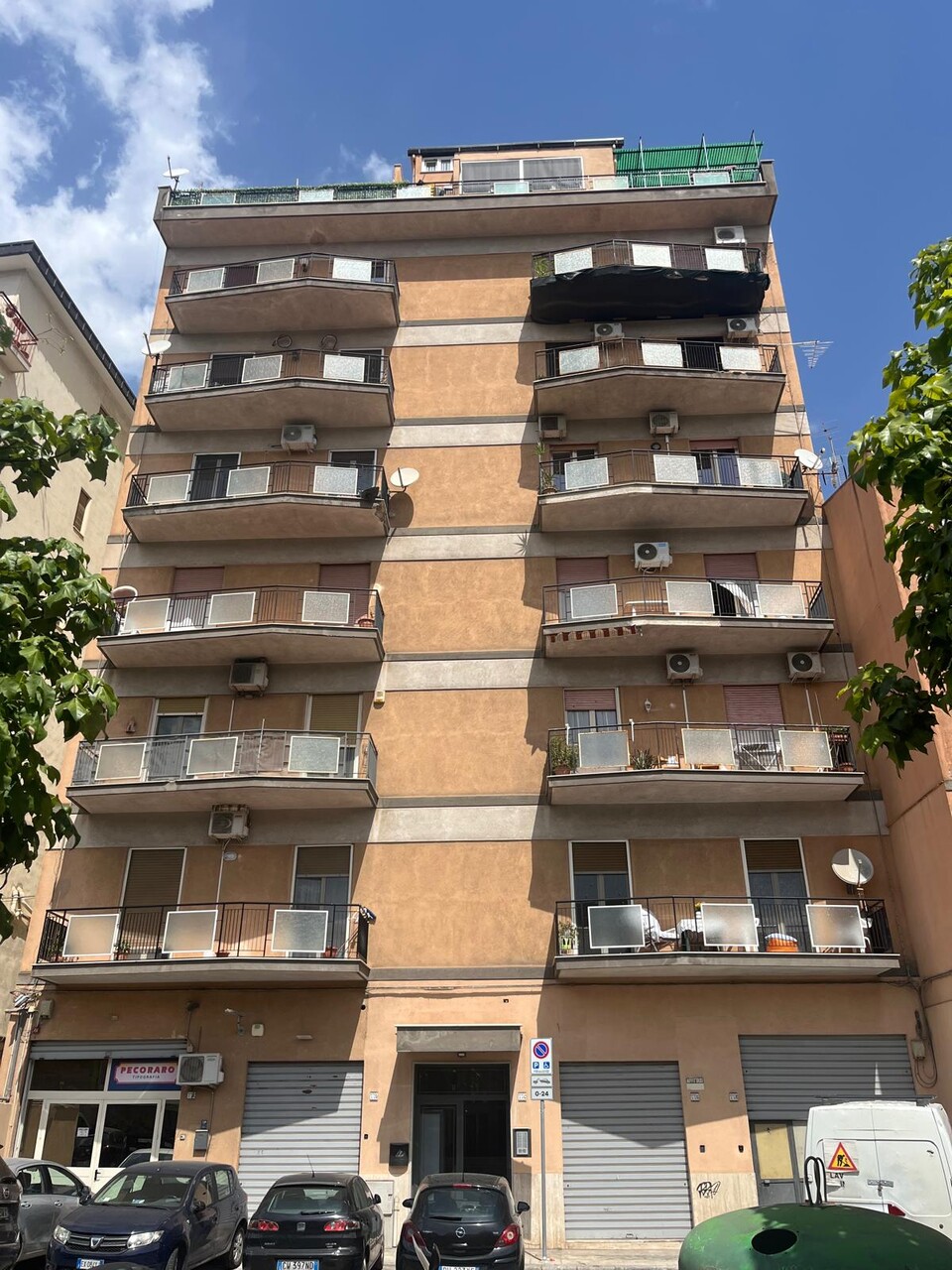 Appartamento in Vendita a Palermo Pitrè Bassa - Cappuccini