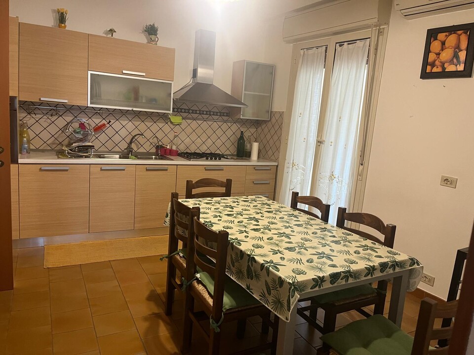Appartamento in Vendita a Palermo Pitrè Bassa - Cappuccini