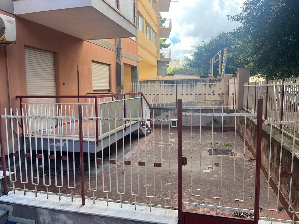 Appartamento in Vendita a Palermo Calatafimi - Villa Tasca