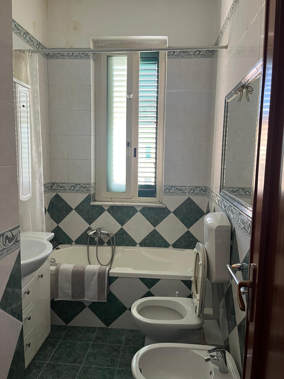 Appartamento in Vendita a Palermo Pitrè - Altarello