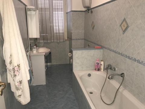 Appartamento in Vendita a Piana degli Albanesi (Palermo)