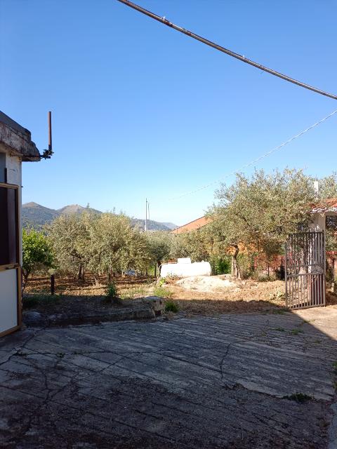 Villa in Vendita a Monreale Strazzasite (Palermo)