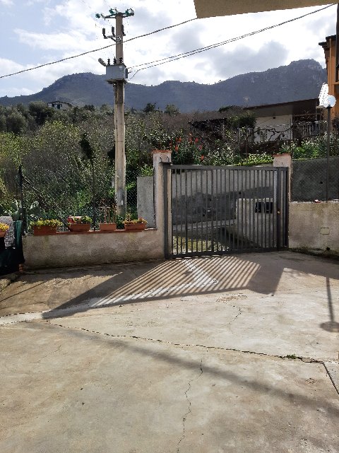 Appartamento in villa in Vendita a Monreale Ceraulo (Palermo)