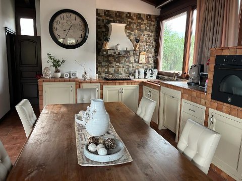 Villa in Vendita a Monreale (Palermo)